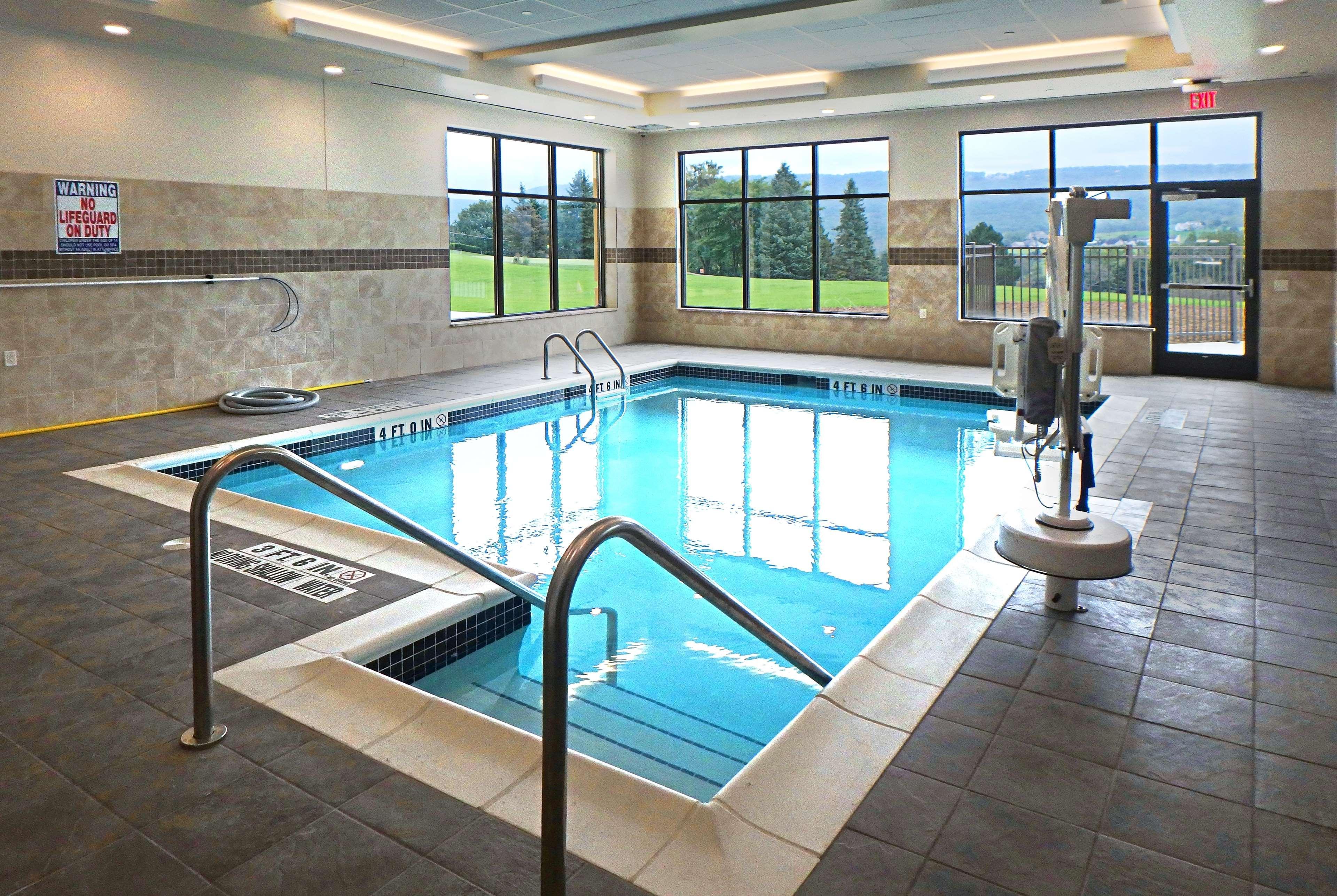 Wyndham Garden State College Hotel Boalsburg Eksteriør billede