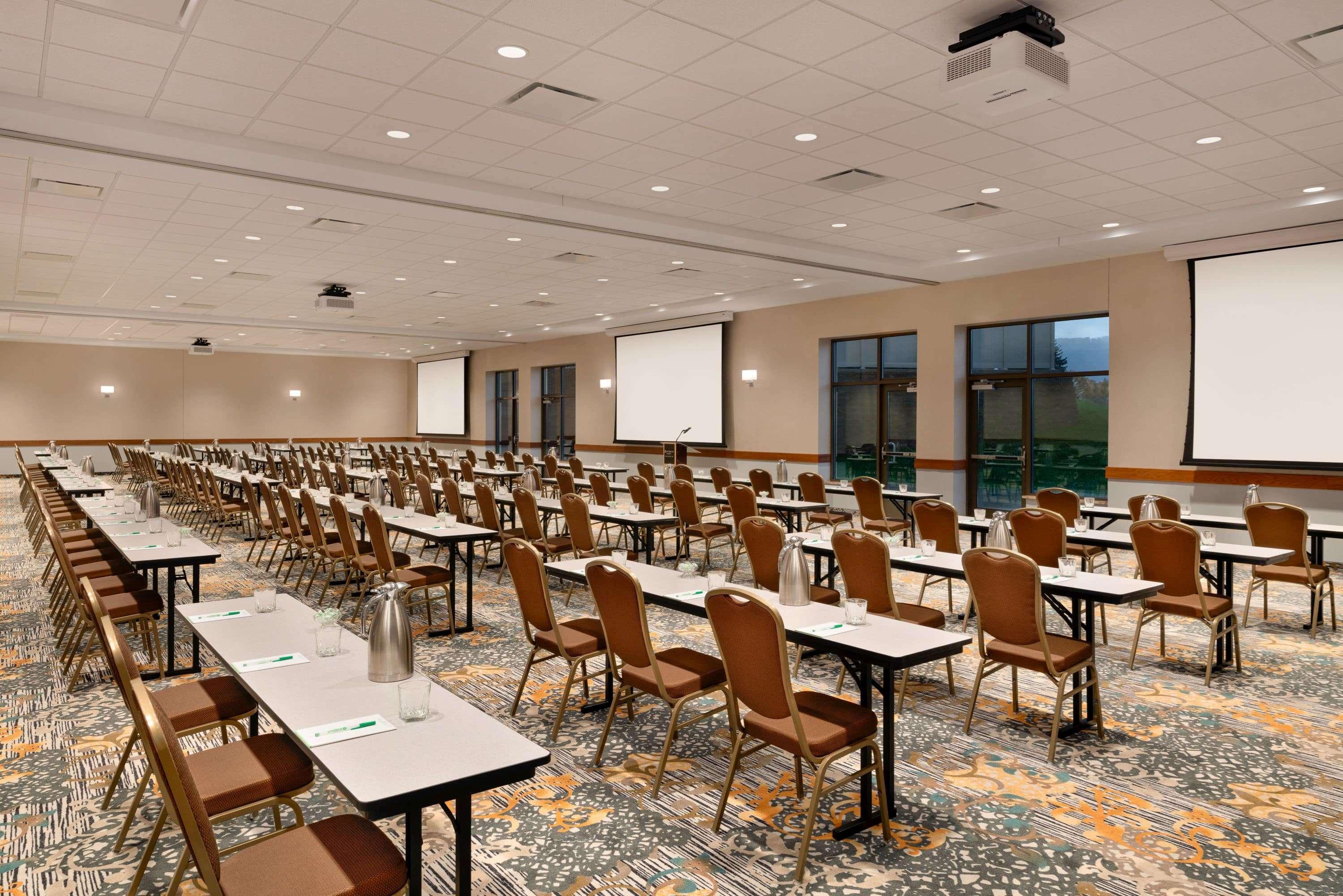 Wyndham Garden State College Hotel Boalsburg Eksteriør billede